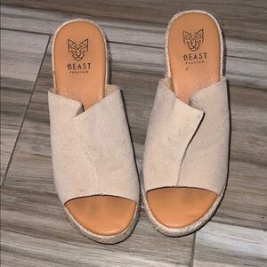 BEAST FASHION Women's Tan Mules